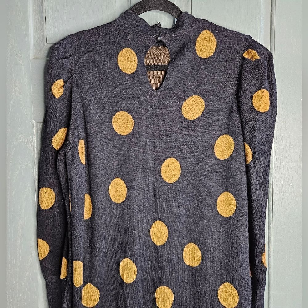 Who what wear, tan and black sweater dress, blouses puffer sleeves, size large - Picture 2 of 5